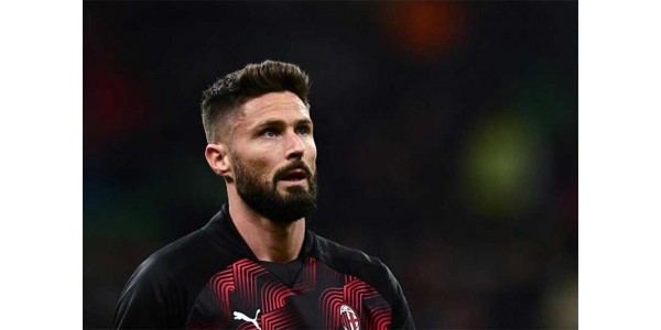 Olivier Giroud hoopt volgend seizoen terug te keren naar AC Milan Olivier Giroud hoopt volgend seizoen terug te keren naar AC Milan